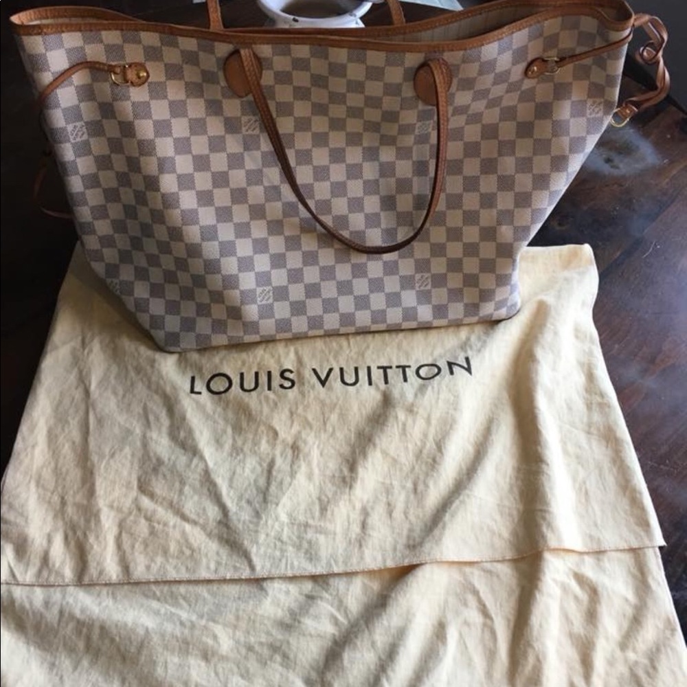 Louis Vuitton Neverfull